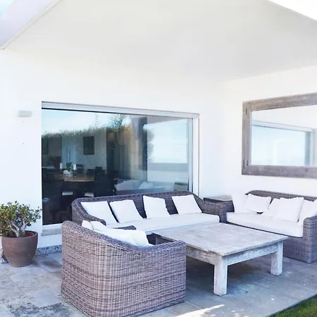 Villa Isis *
